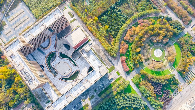 揭秘电子元器件厂家排名：价格背后的技术考量