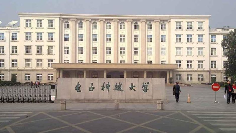 成都电子代工：探寻优缺点，把握行业脉搏