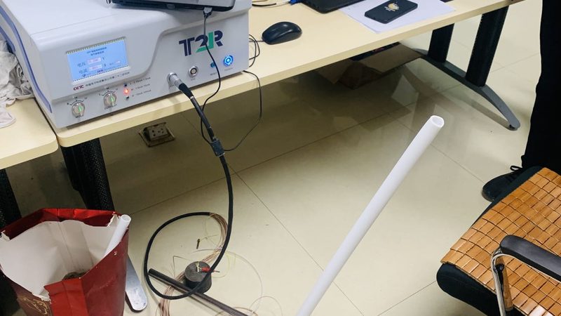 汽车电子代工厂家的技术实力是选择的重要标准。技术实力包括但不限于：